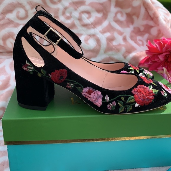 kate spade Shoes - NWT! Kate Spade Gable Black Velvet Heels